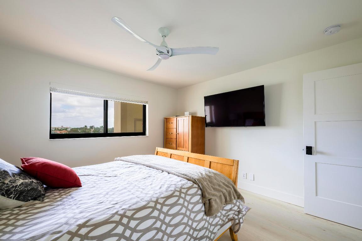 200 Intracoastal Place 507