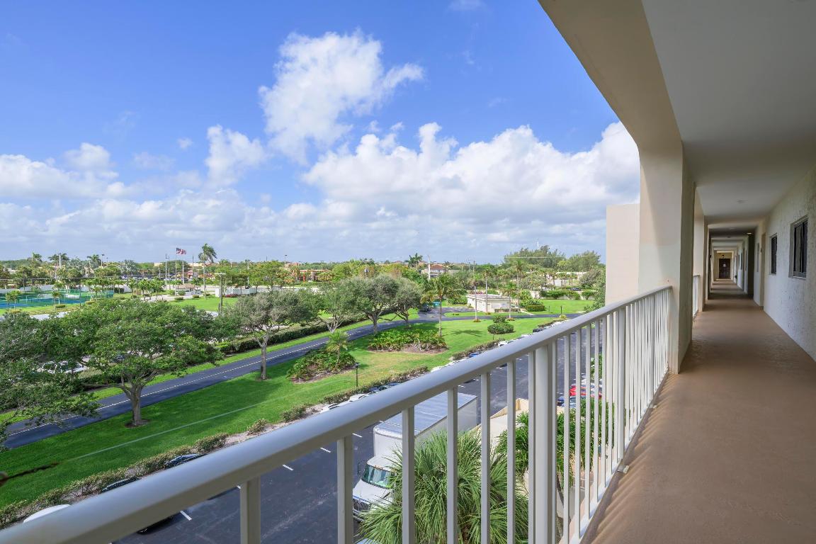200 Intracoastal Place 507