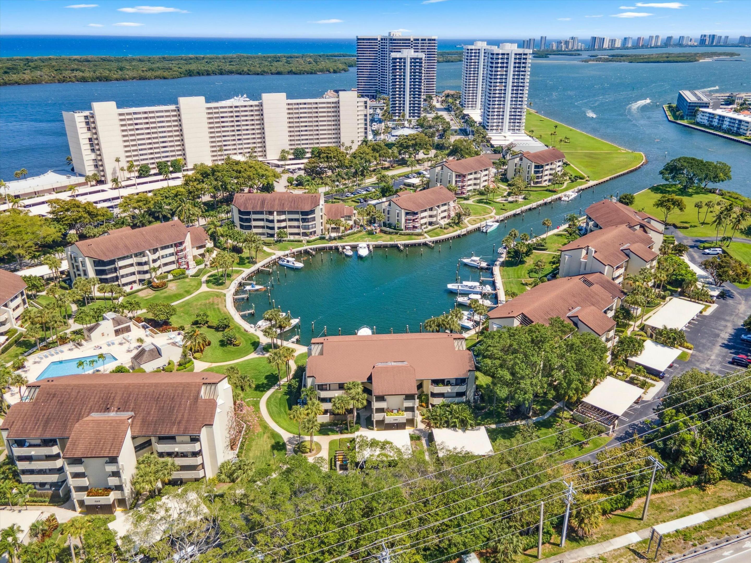 1124 Marine Way W D2l