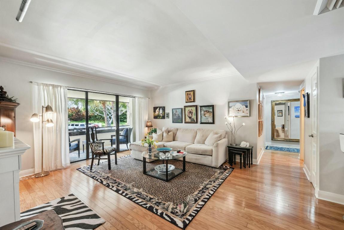 1124 Marine Way W D2l