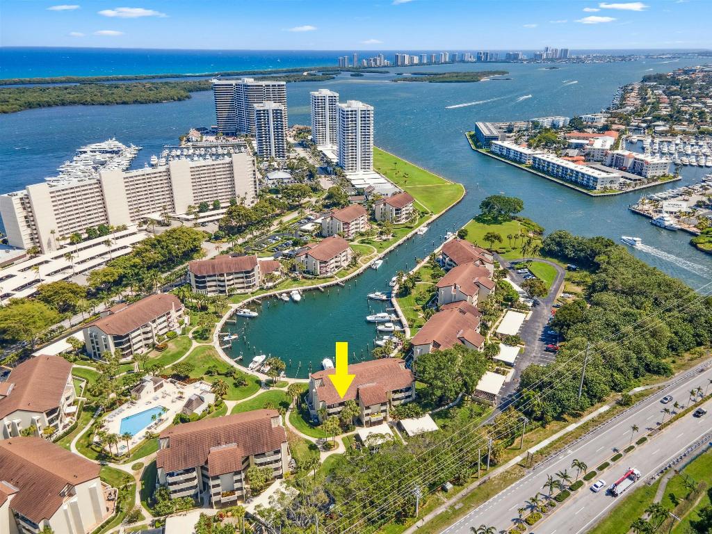 1124 Marine Way W D2l