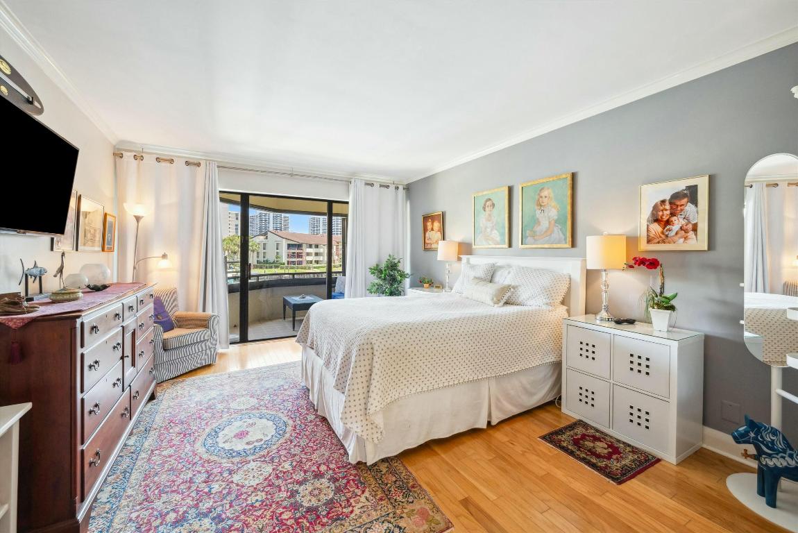 1124 Marine Way W D2l