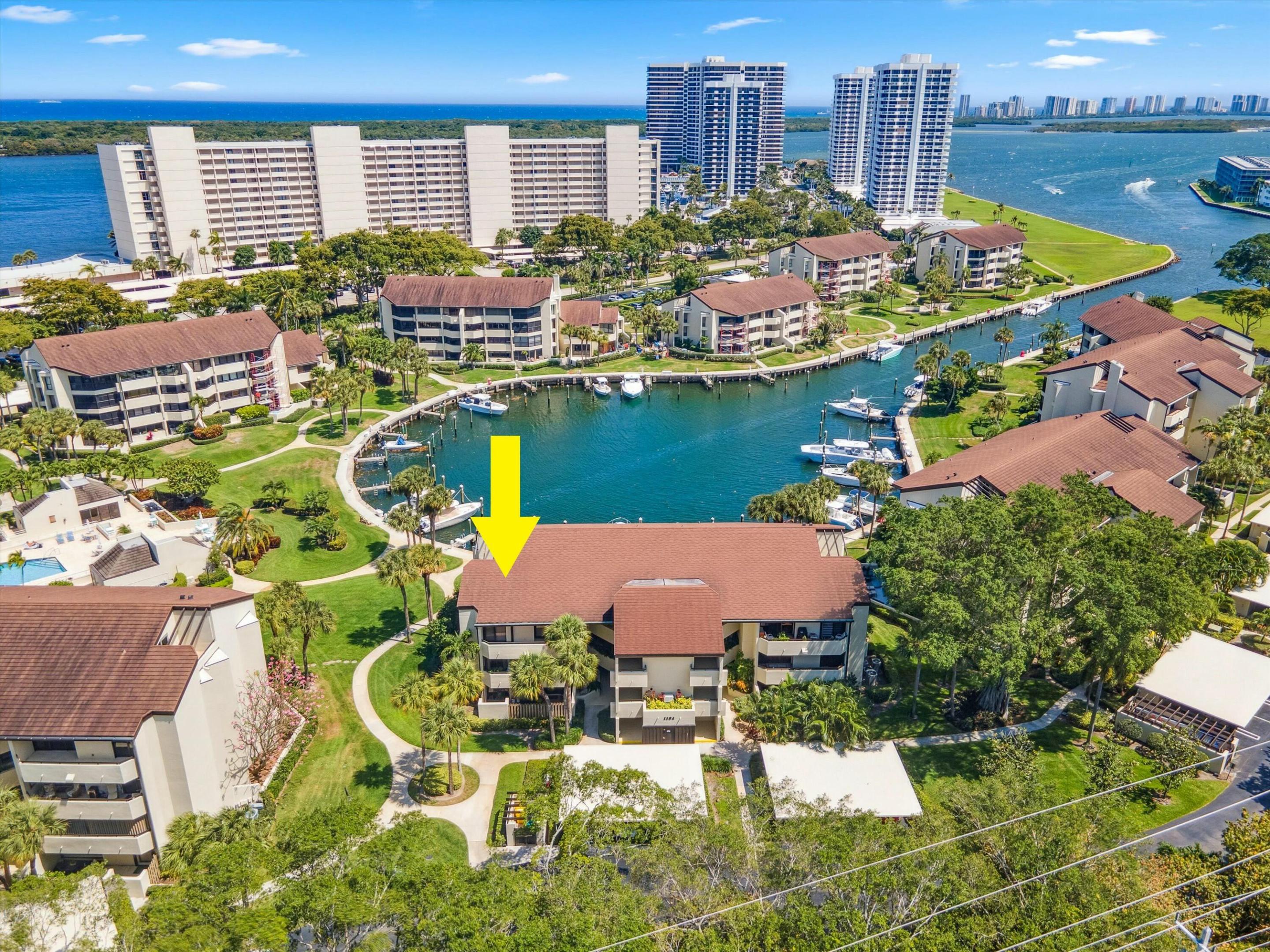 1124 Marine Way W D2l