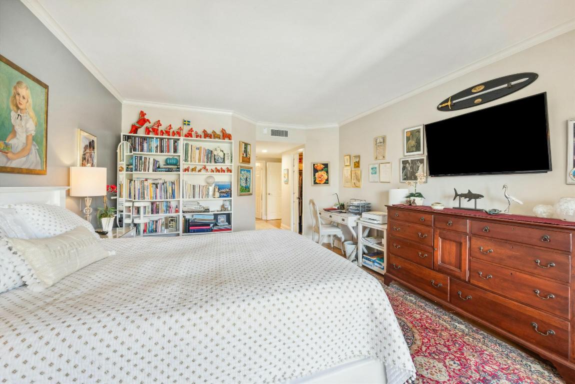 1124 Marine Way W D2l