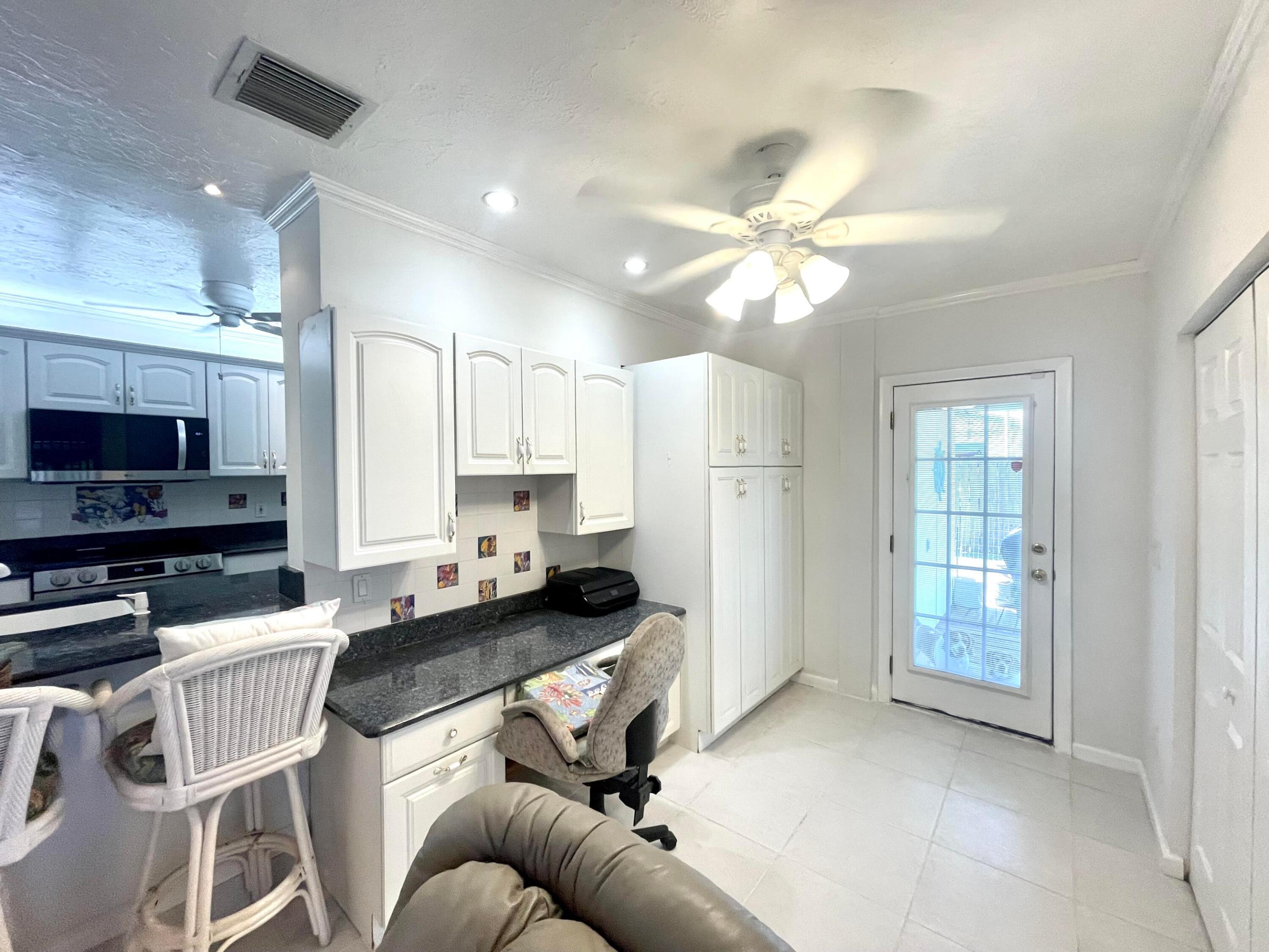 880 SE Degan Drive