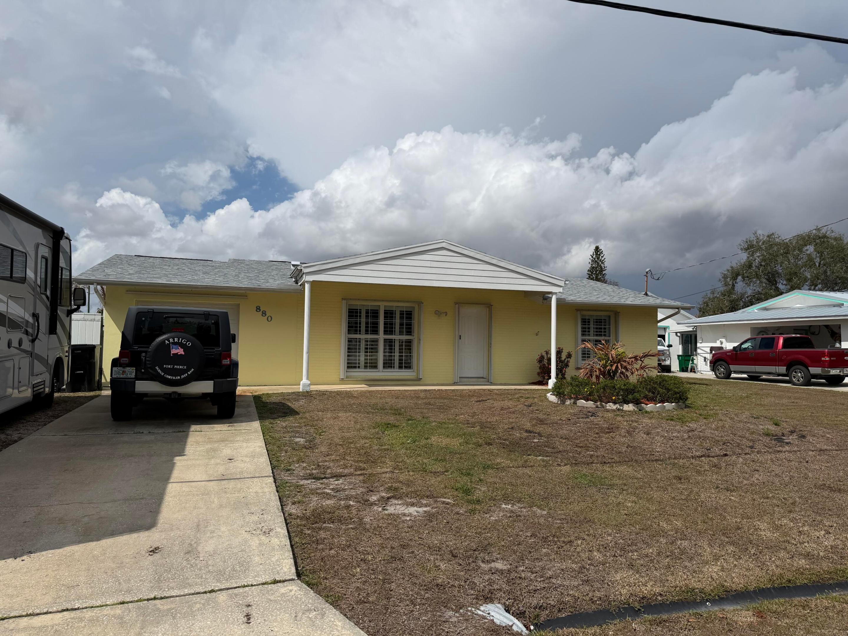 880 SE Degan Drive