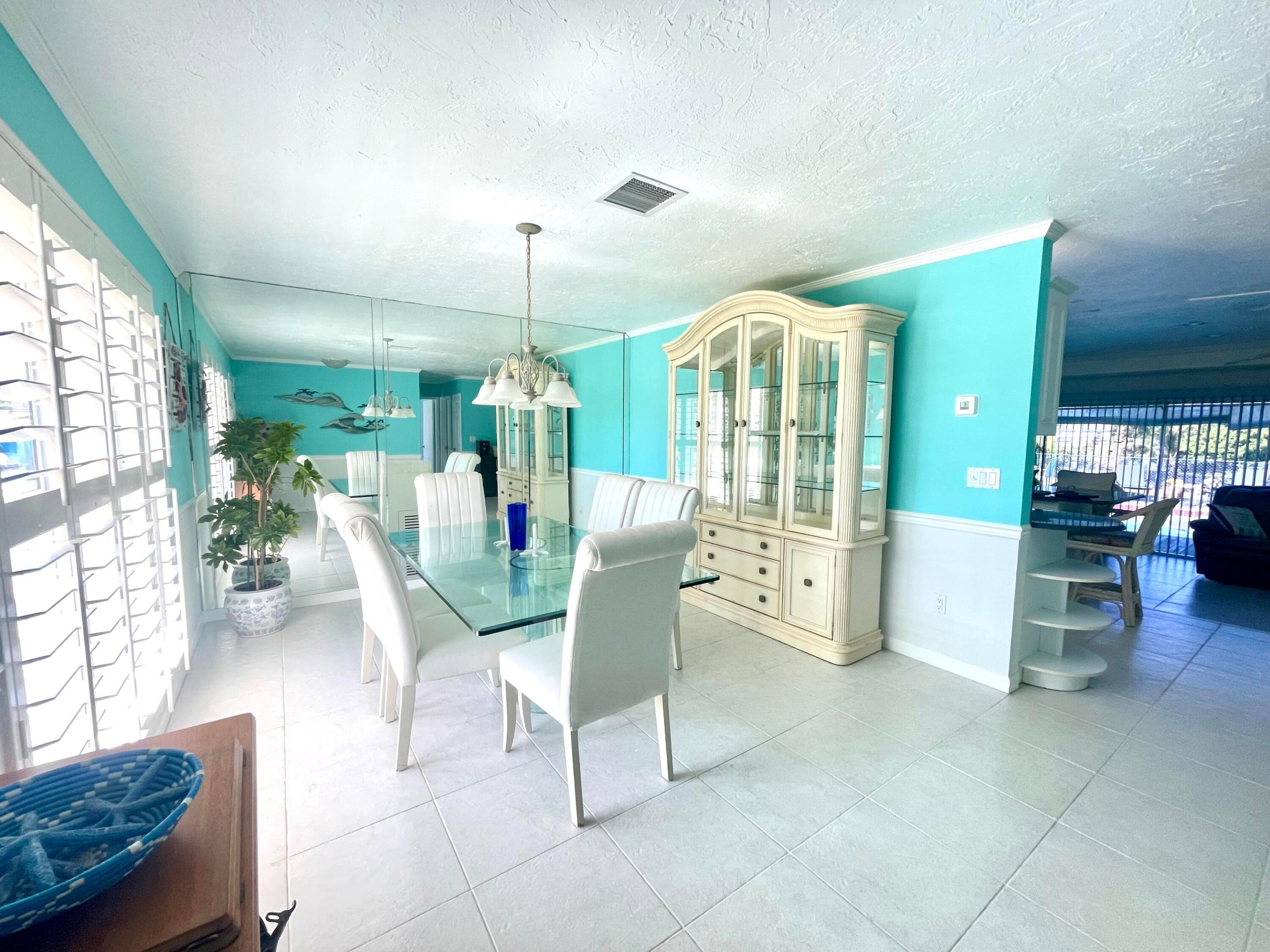880 SE Degan Drive