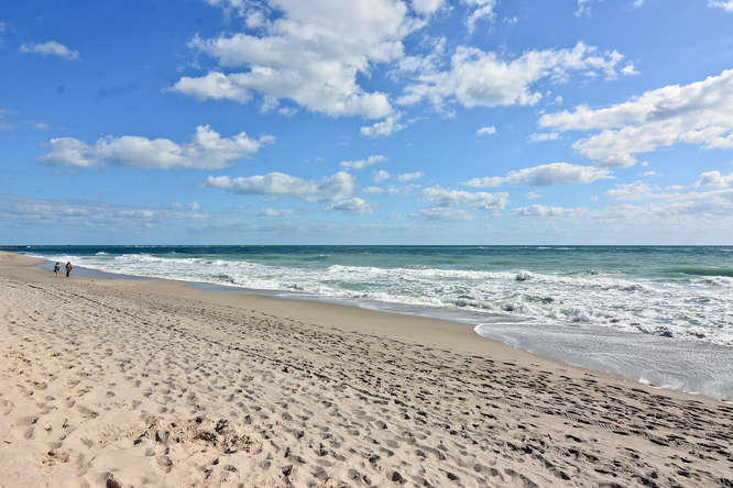 100 Ocean Trail Way 708