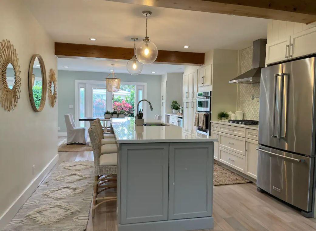 120 W Windsor Road W