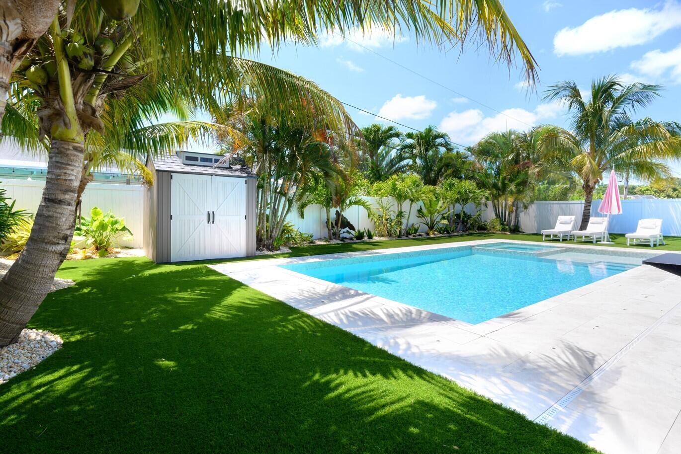 120 W Windsor Road W