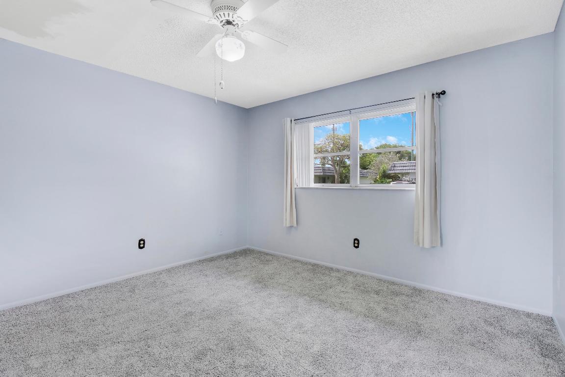 2886 Fernley Drive E 69