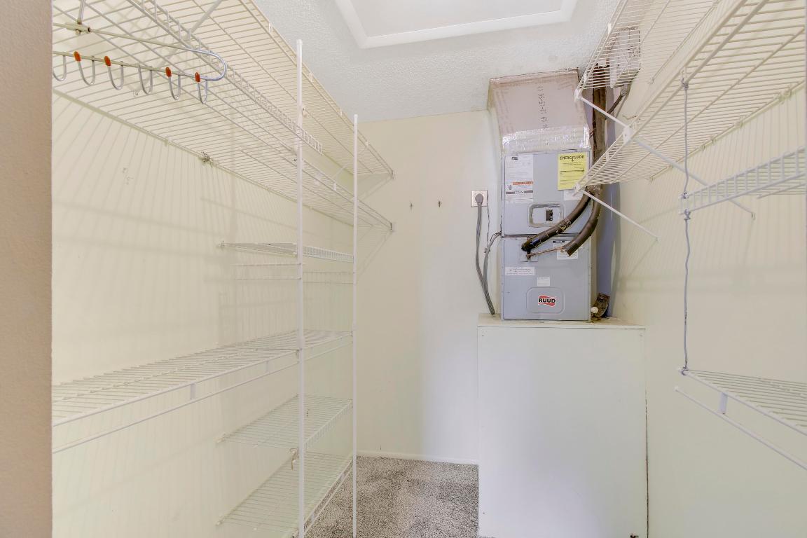 2886 Fernley Drive E 69