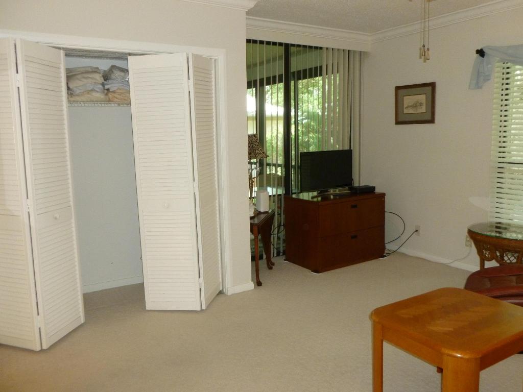 7 SE Turtle Creek Drive F