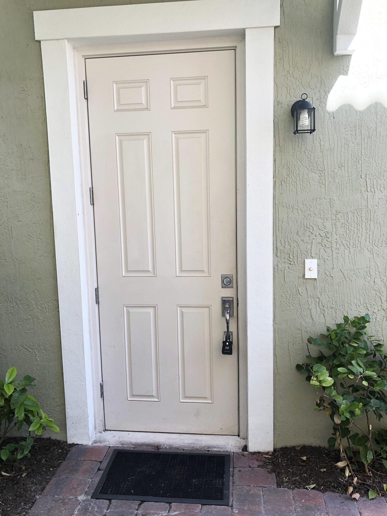 1072 Community Drive