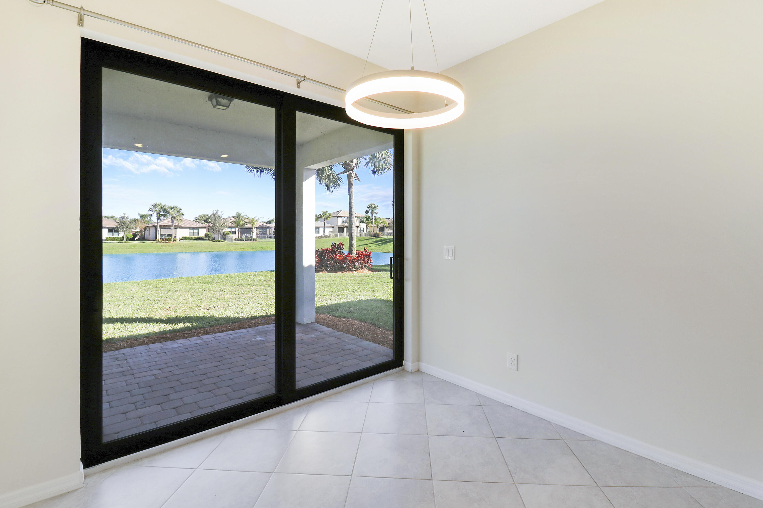 633 SE Monet Drive