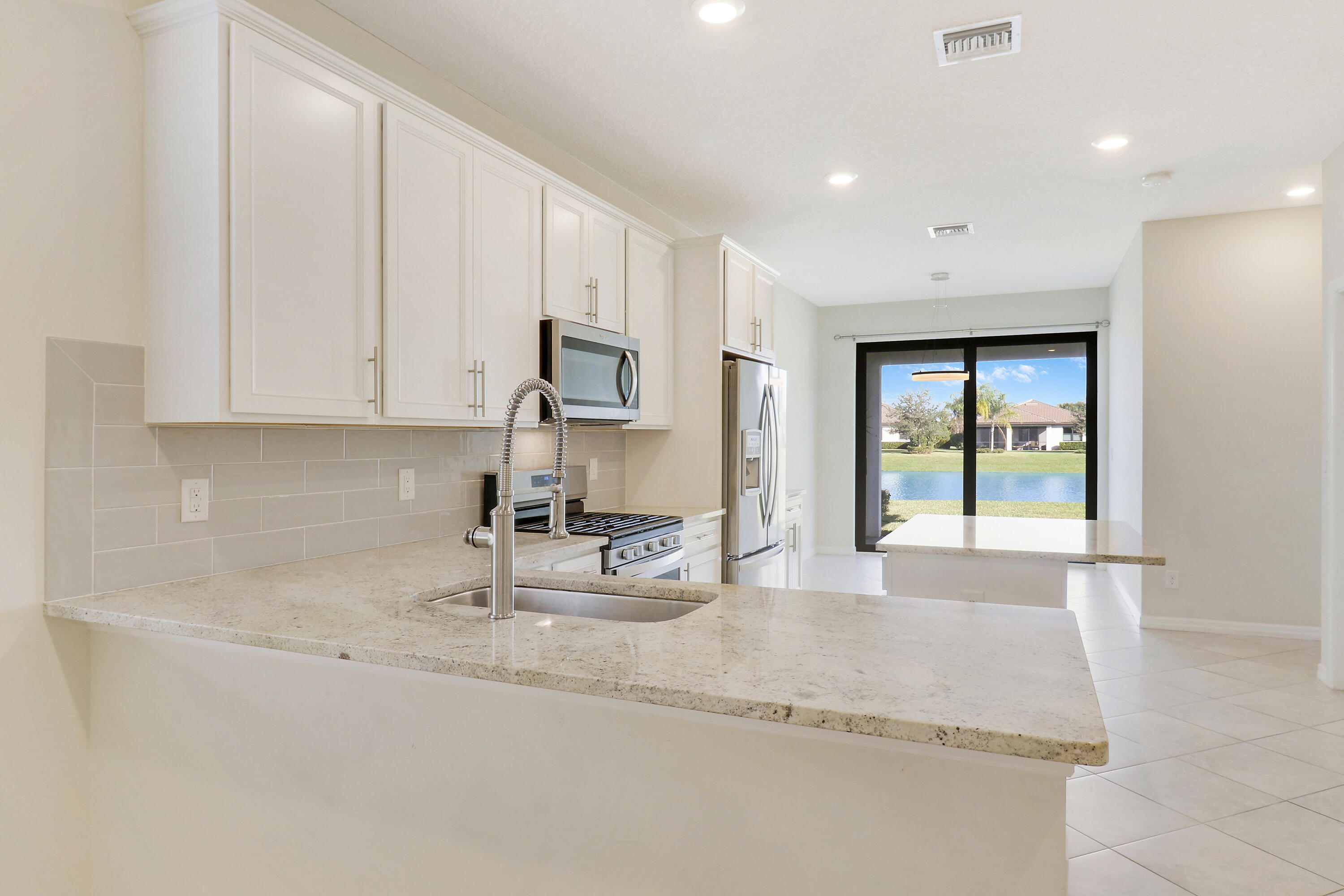 633 SE Monet Drive
