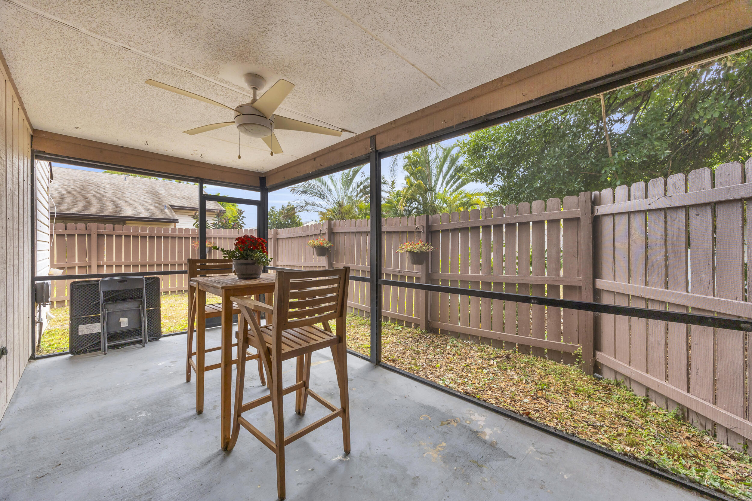 130 Sherwood Circle 14d