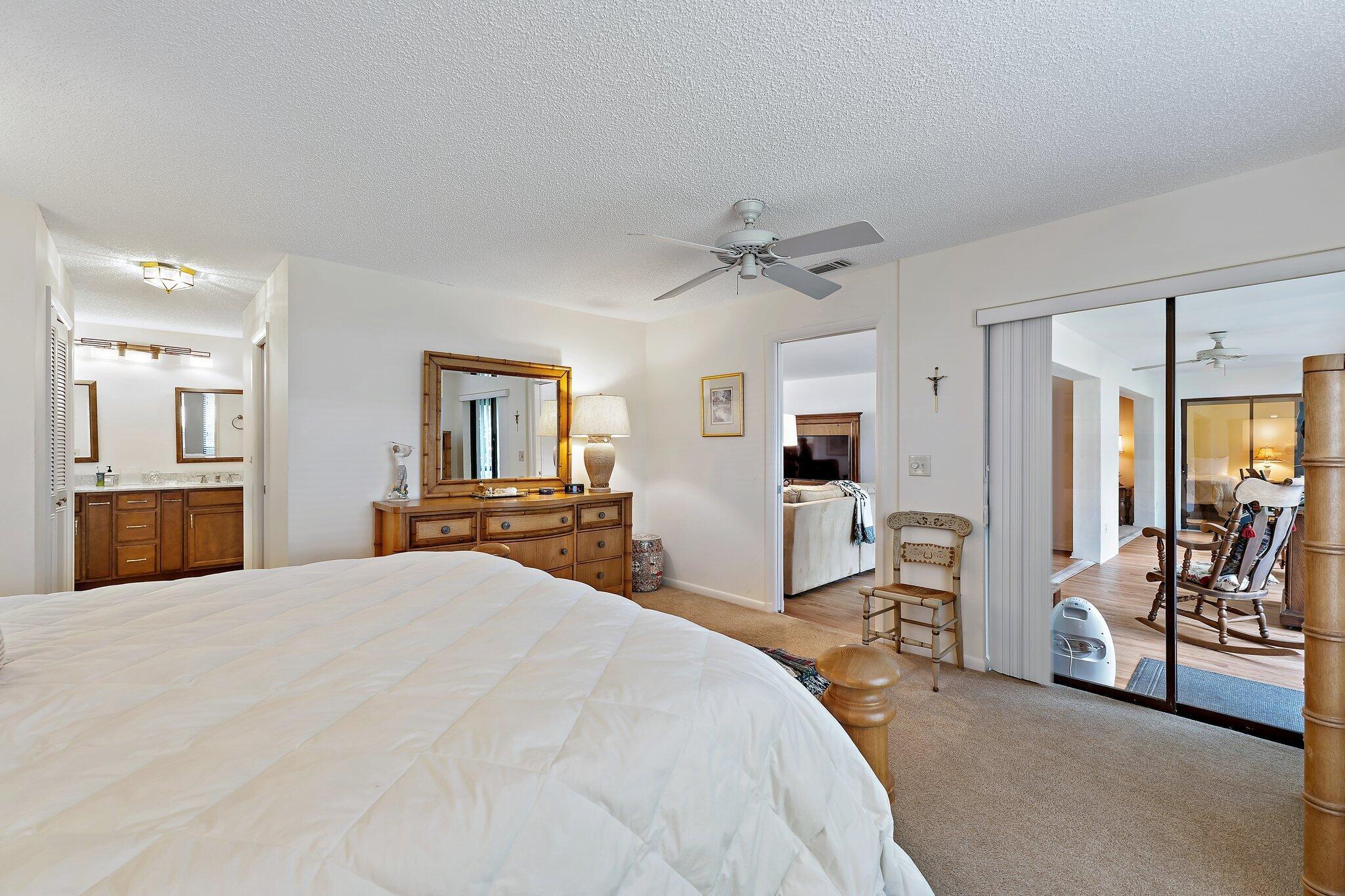 22 SE Turtle Creek Drive B