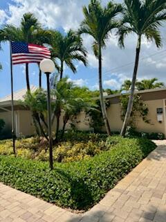 22 SE Turtle Creek Drive B