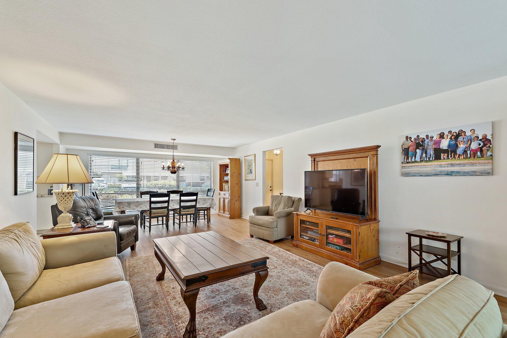 22 SE Turtle Creek Drive B