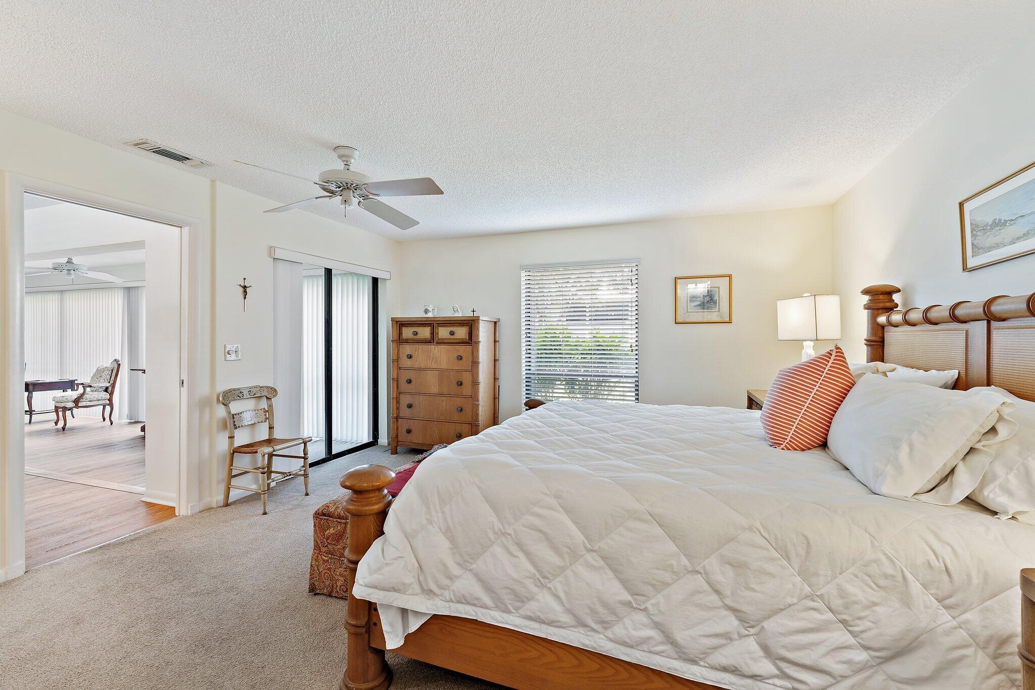 22 SE Turtle Creek Drive B