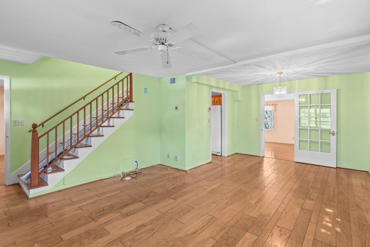 7 Willow Road