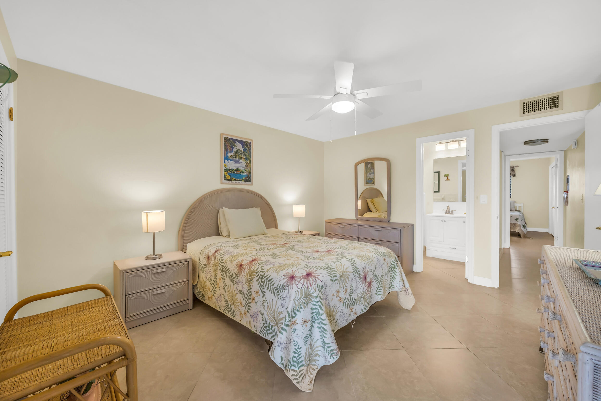 755 Saturn Street G101