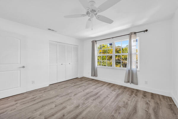 415 N Cypress Drive 0080