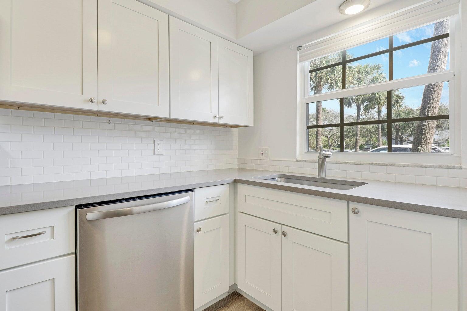 415 N Cypress Drive 0080