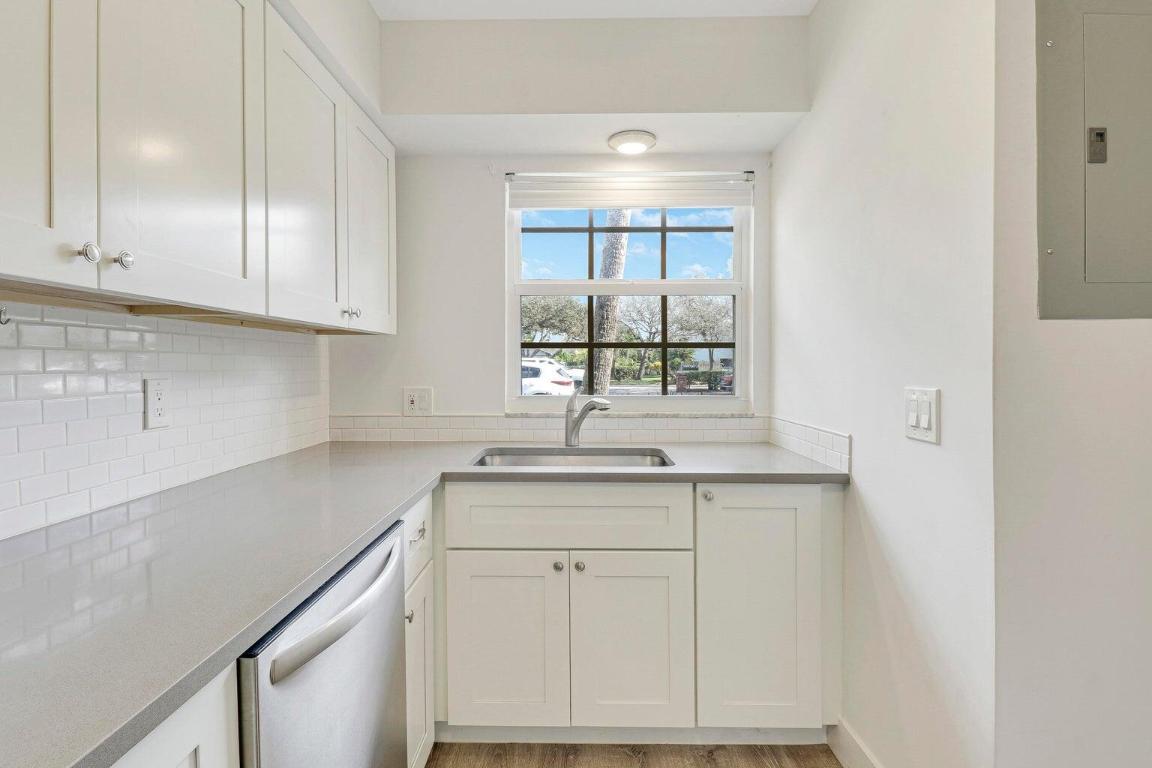 415 N Cypress Drive 0080