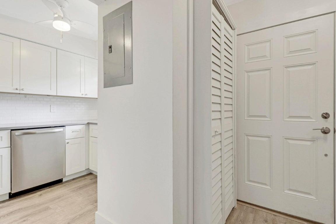 415 N Cypress Drive 0080