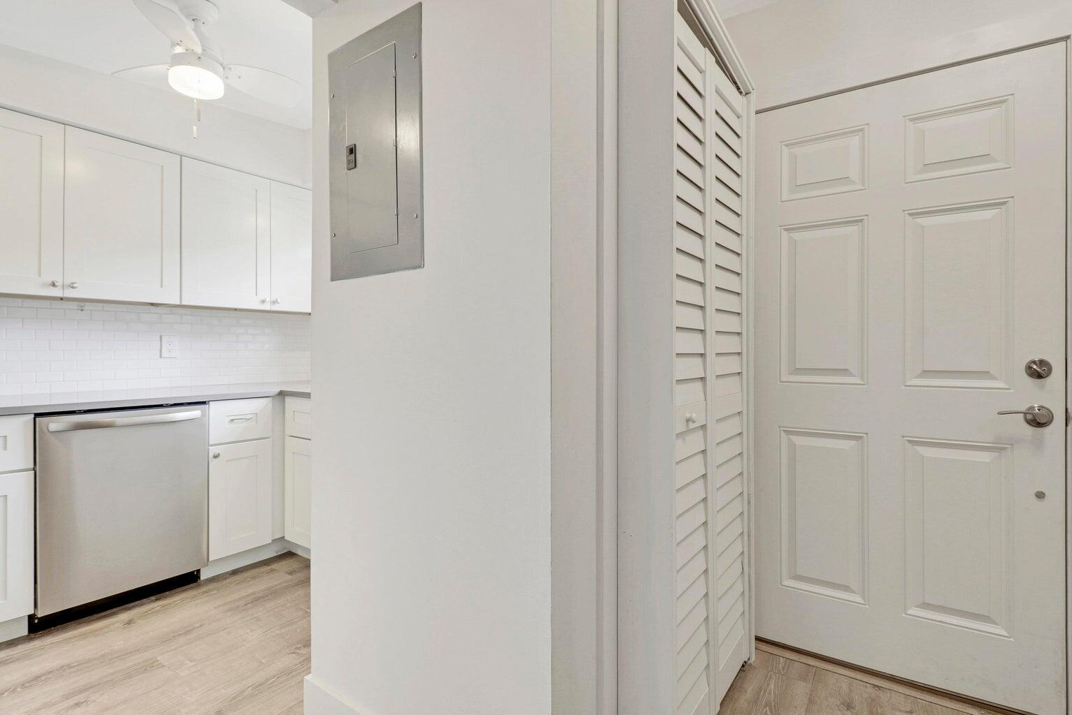 415 N Cypress Drive 0080