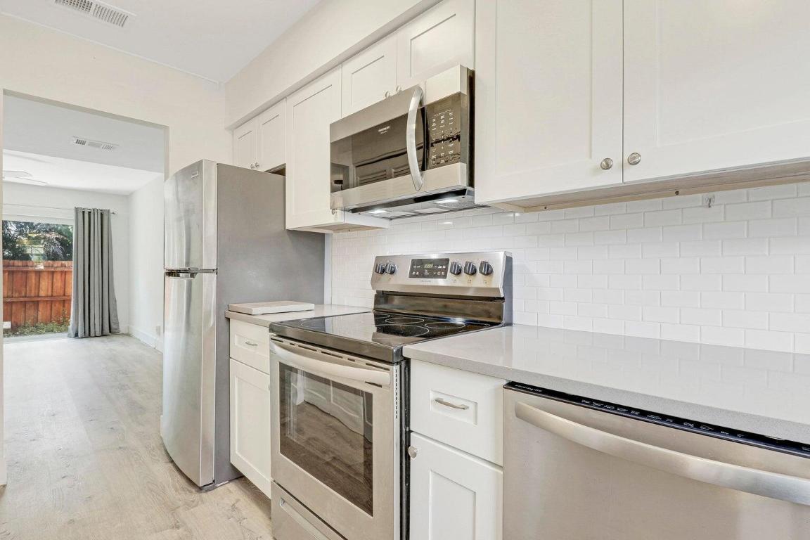 415 N Cypress Drive 0080