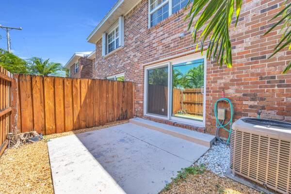 415 N Cypress Drive 0080