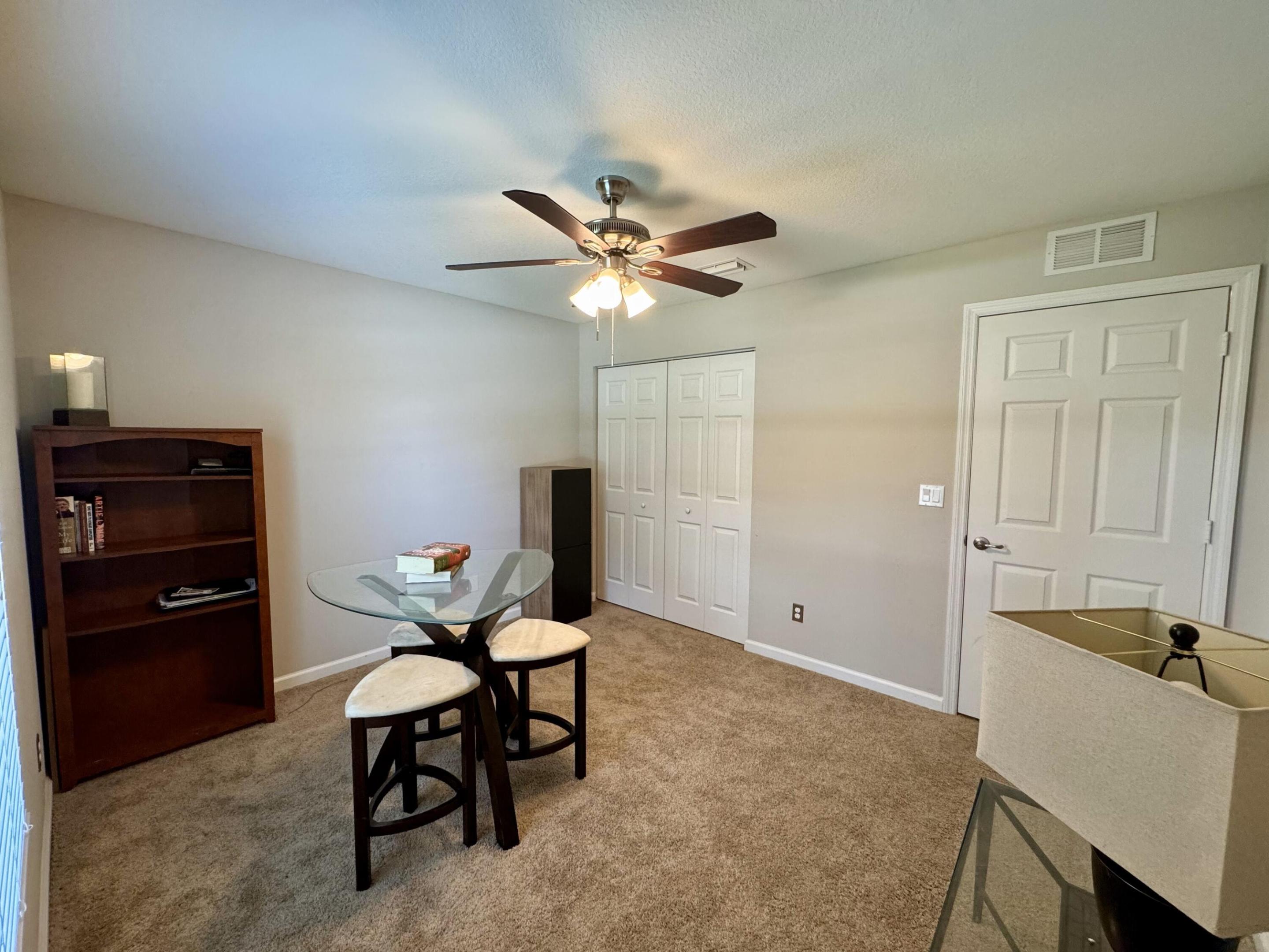 1526 SW Mercedes Avenue