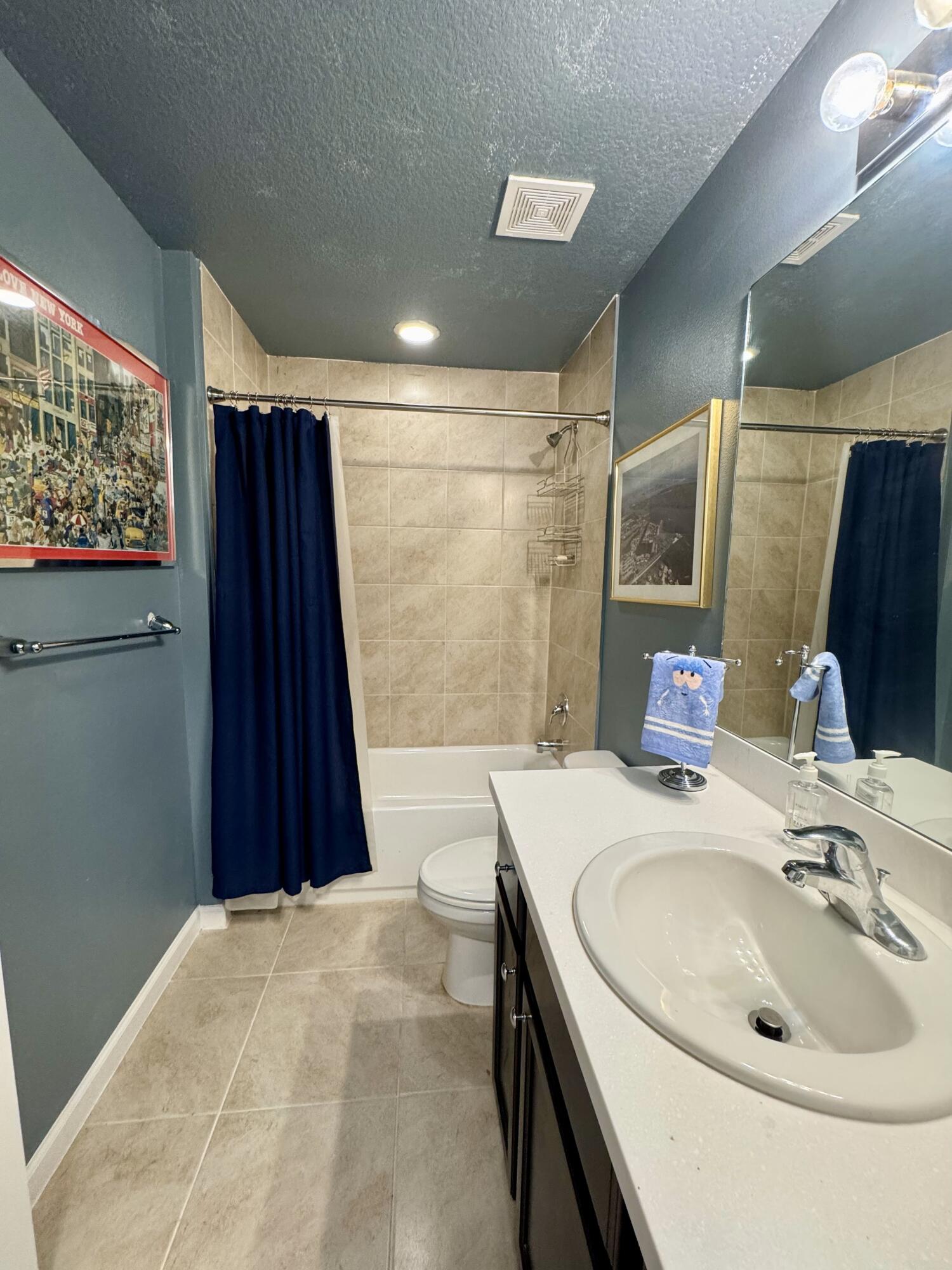 1526 SW Mercedes Avenue