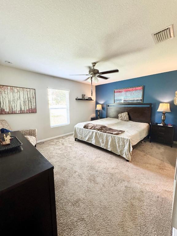 1526 SW Mercedes Avenue