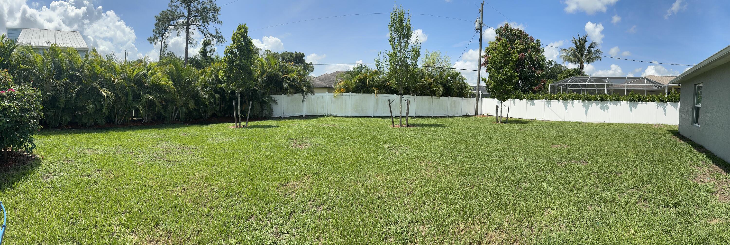 1526 SW Mercedes Avenue