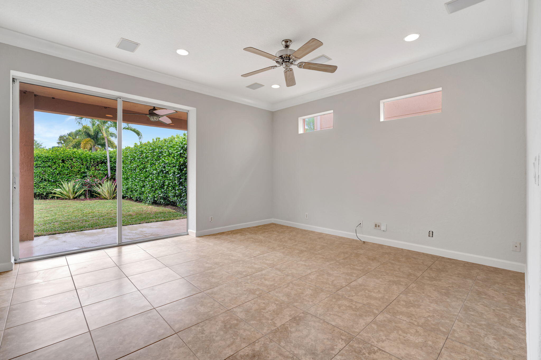 5904 SE Crooked Oak Avenue