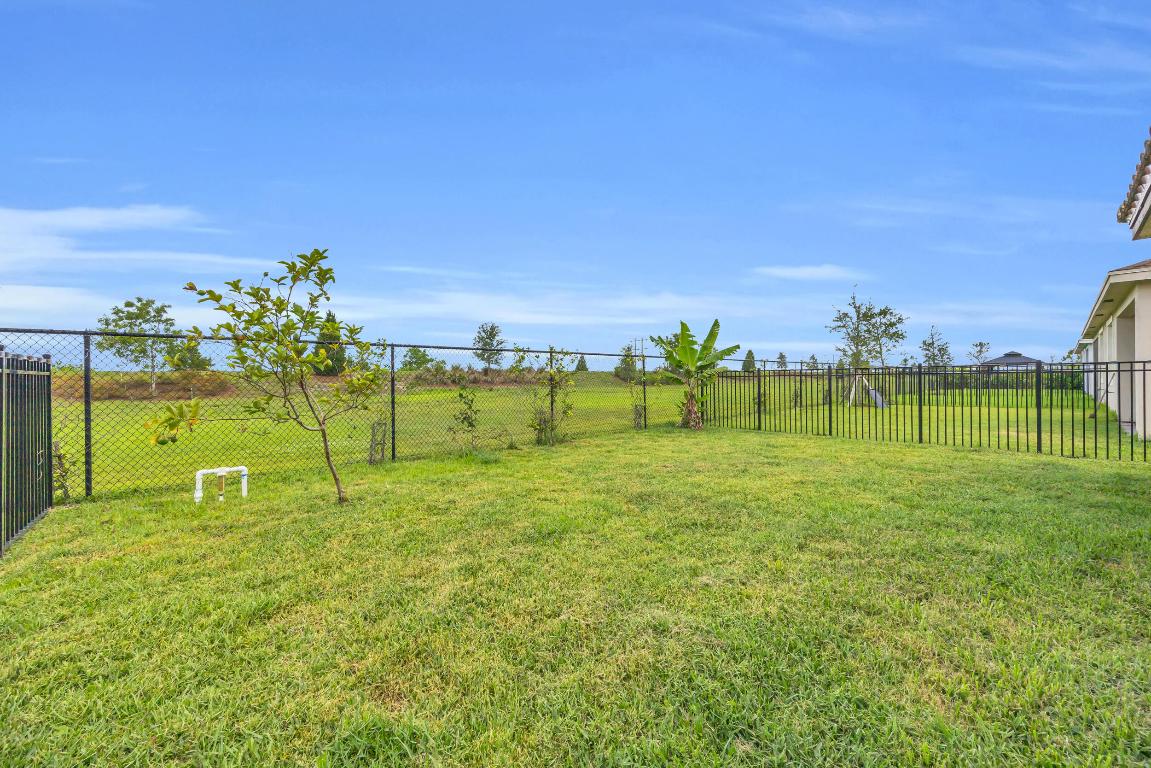 1246 Tangled Orchard Trce