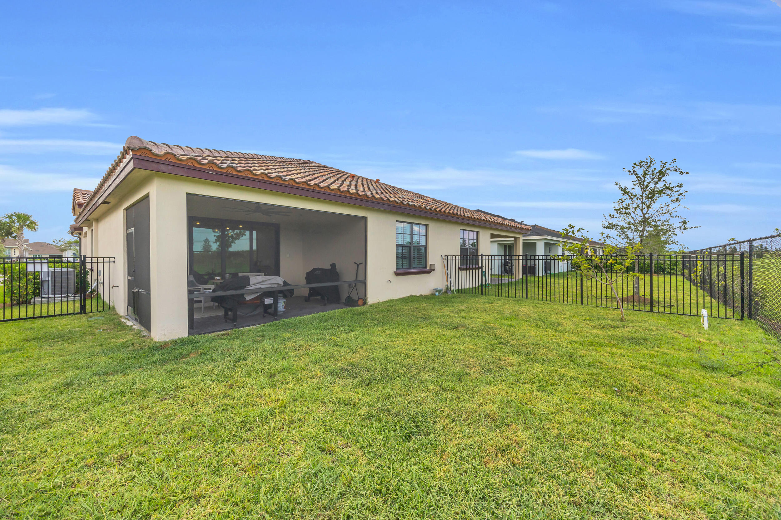 1246 Tangled Orchard Trce