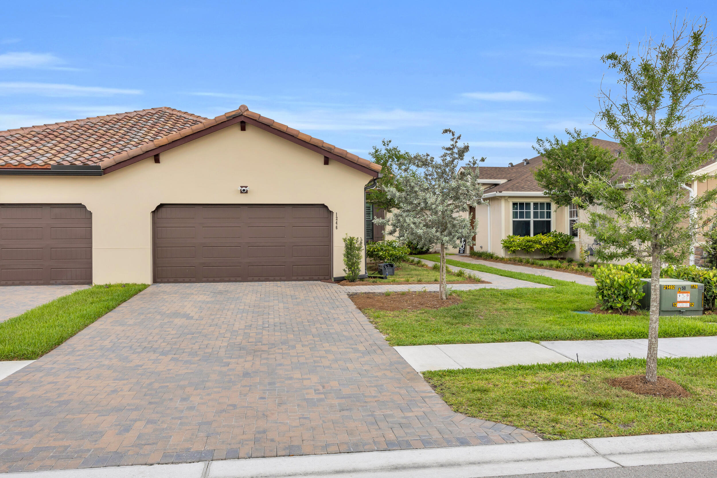 1246 Tangled Orchard Trce