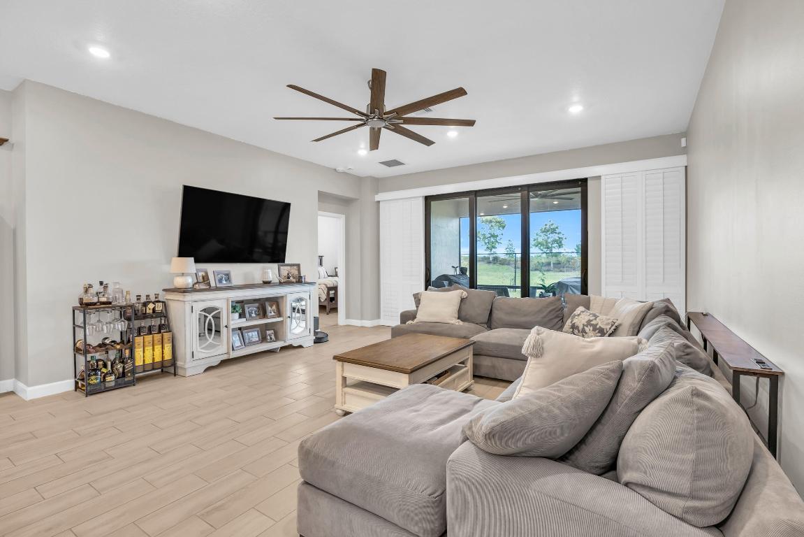 1246 Tangled Orchard Trce