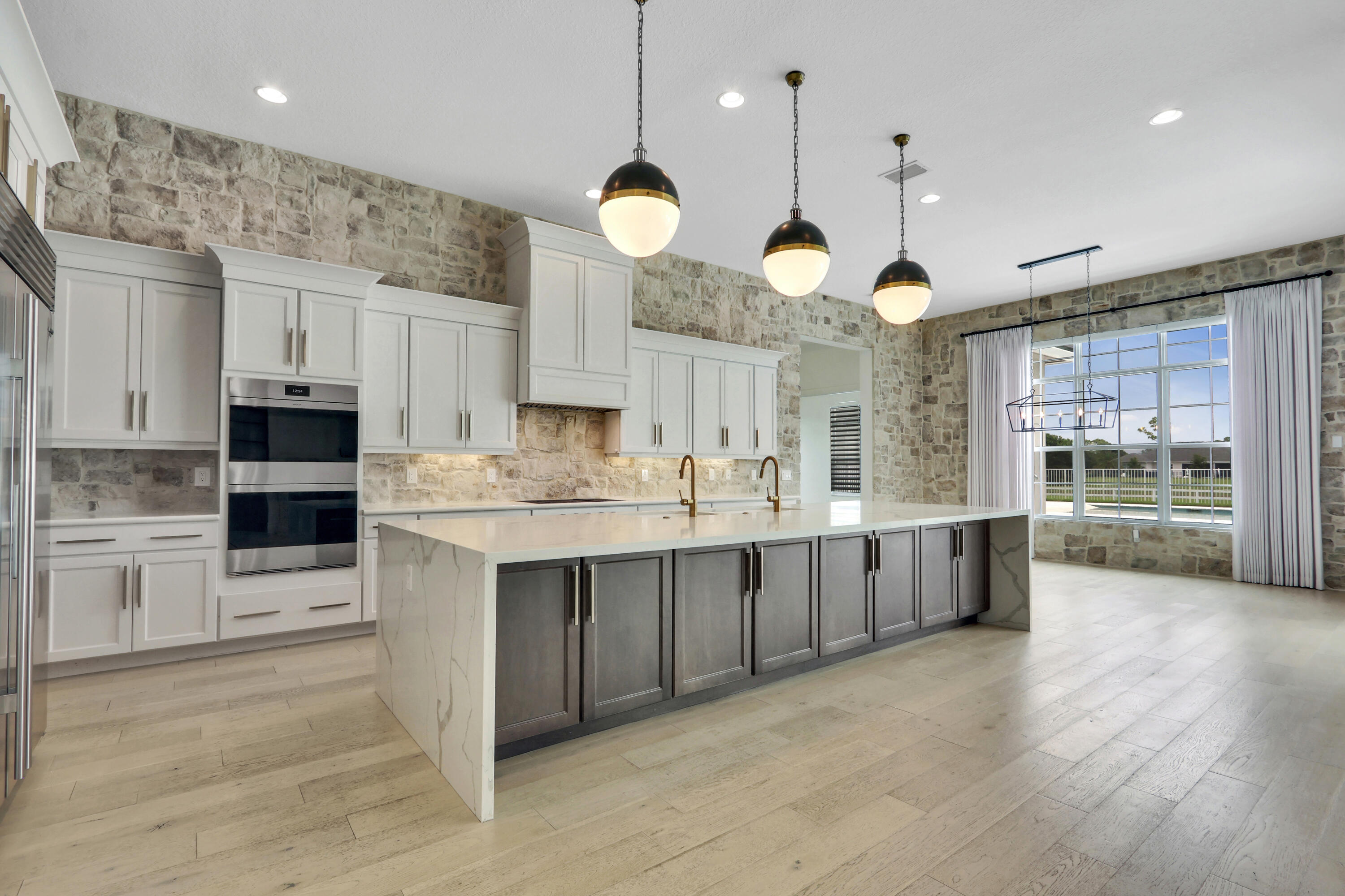 10032 Calabrese Trail
