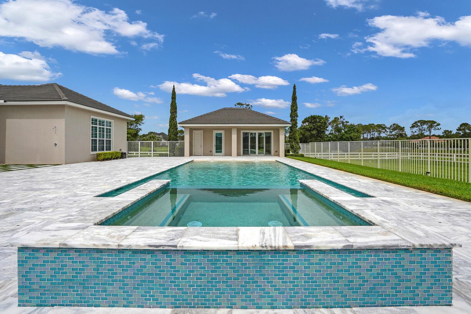 10032 Calabrese Trail