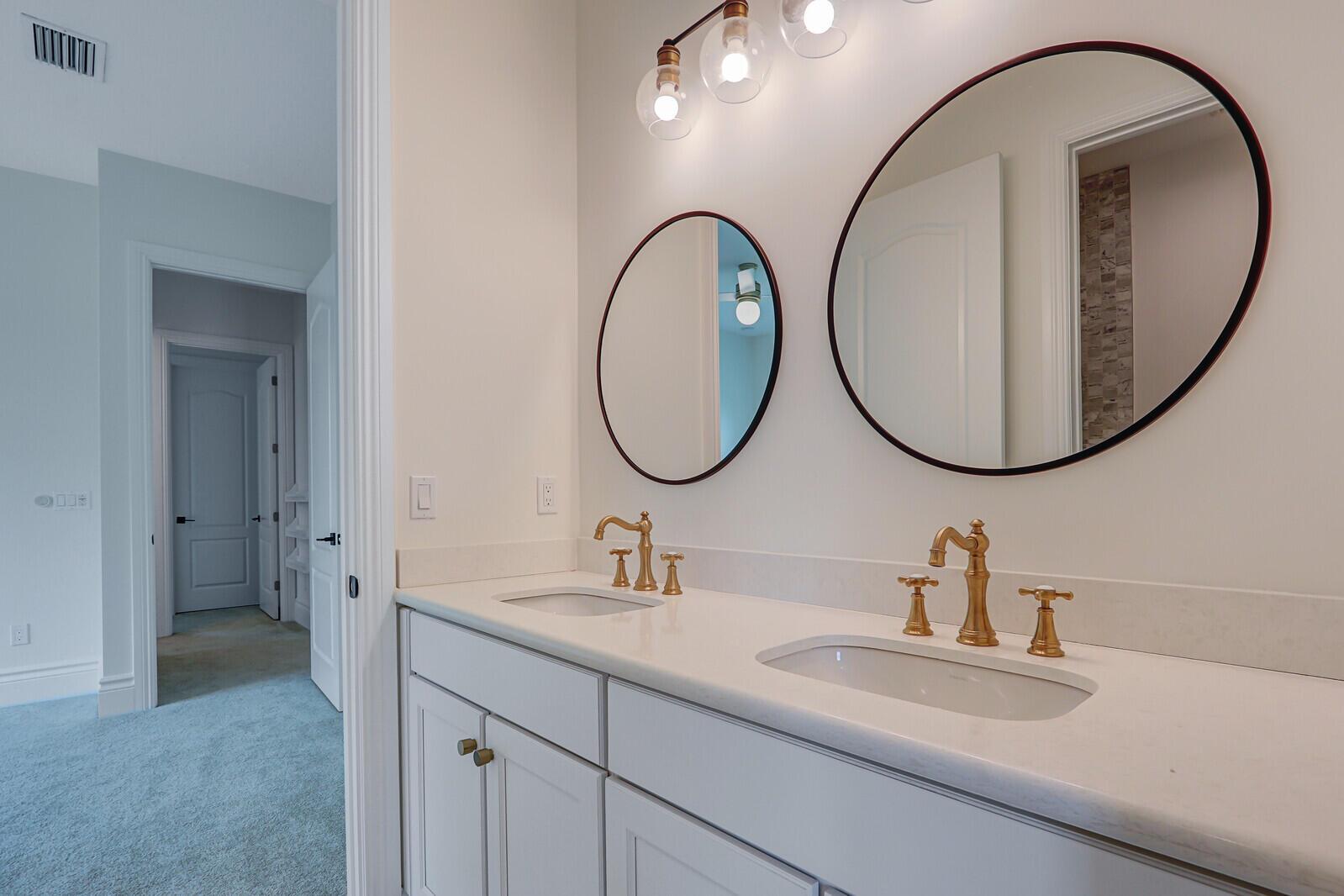 10032 Calabrese Trail