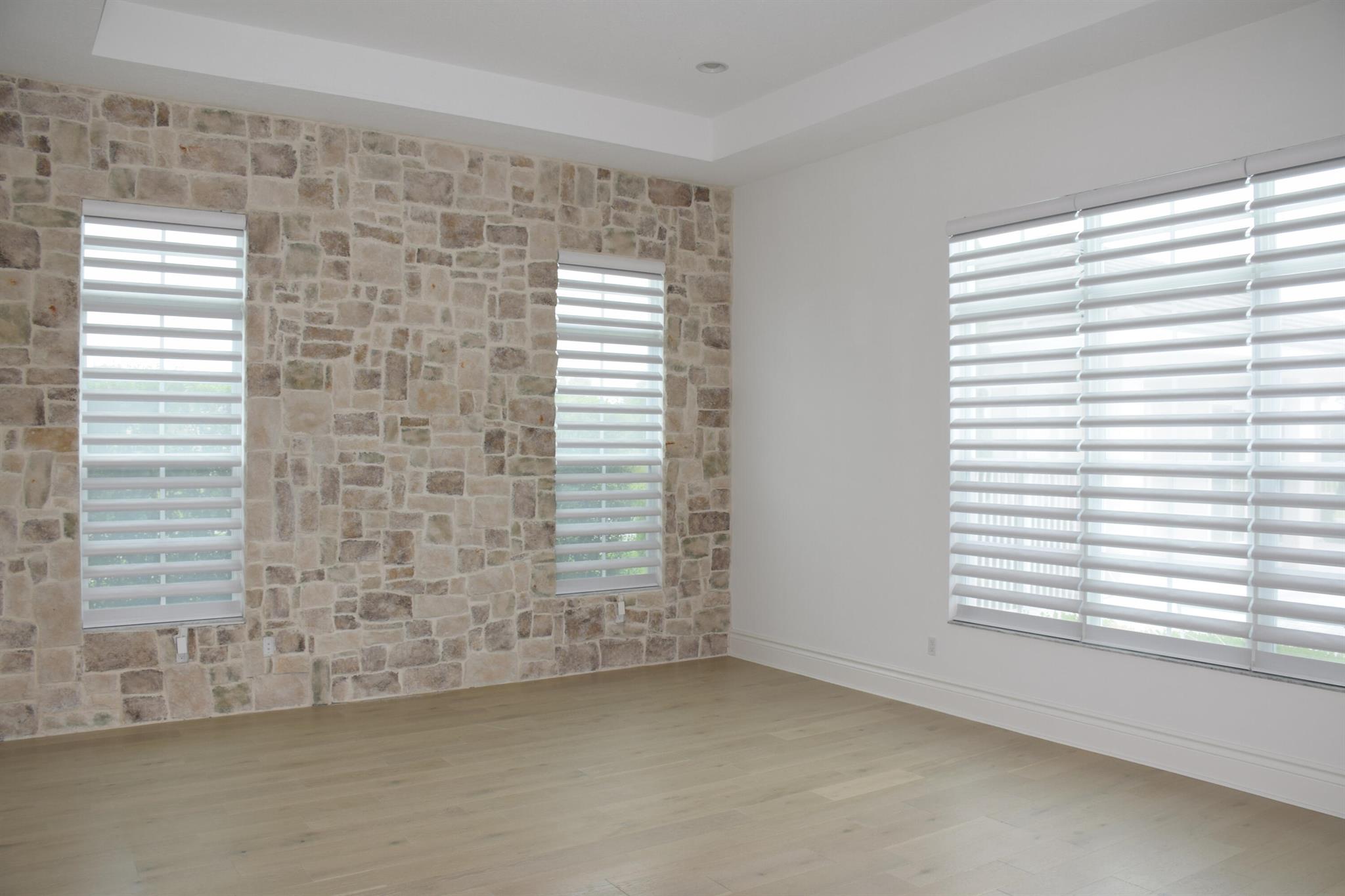 10032 Calabrese Trail