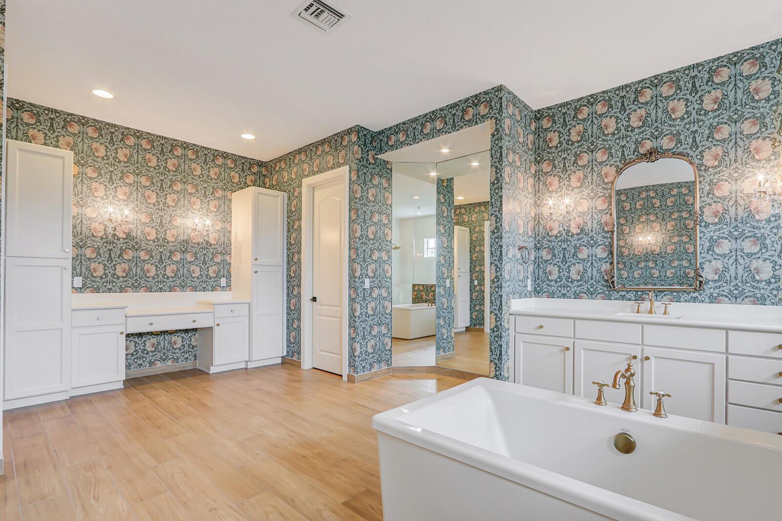 10032 Calabrese Trail