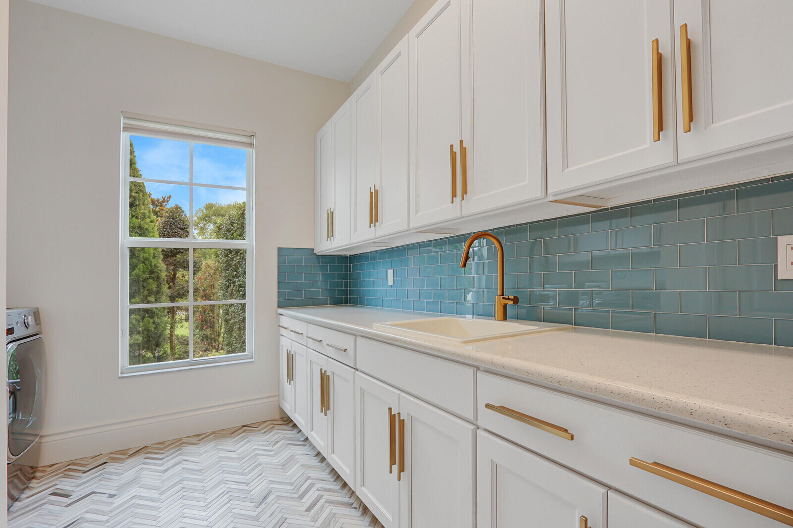 10032 Calabrese Trail