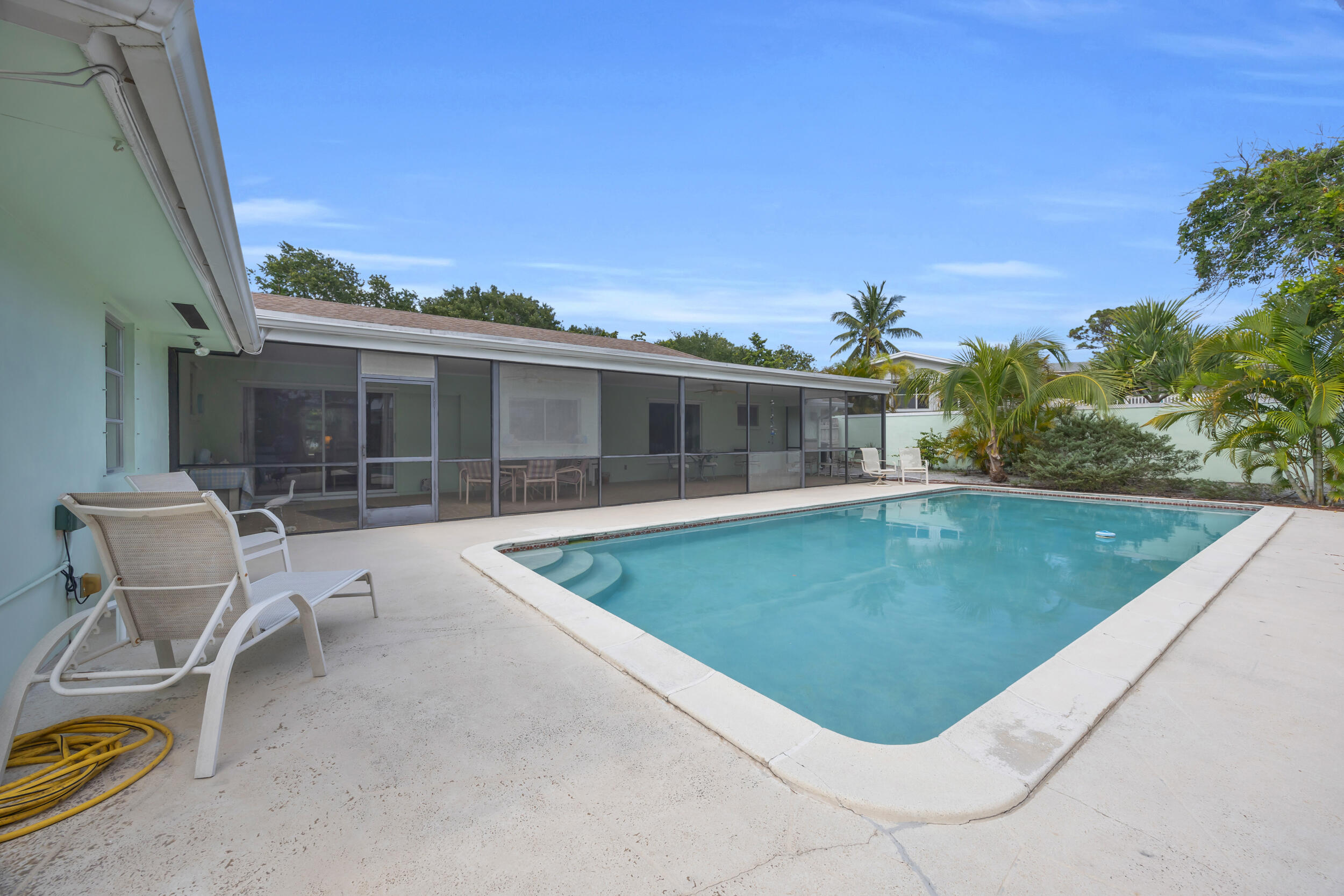 313 Country Club Drive